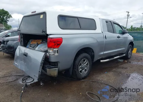 2012 Toyota Tundra Grade 4.6L V8 z USA, uszkodzony, nr VIN 5TFUM5F16CX038119